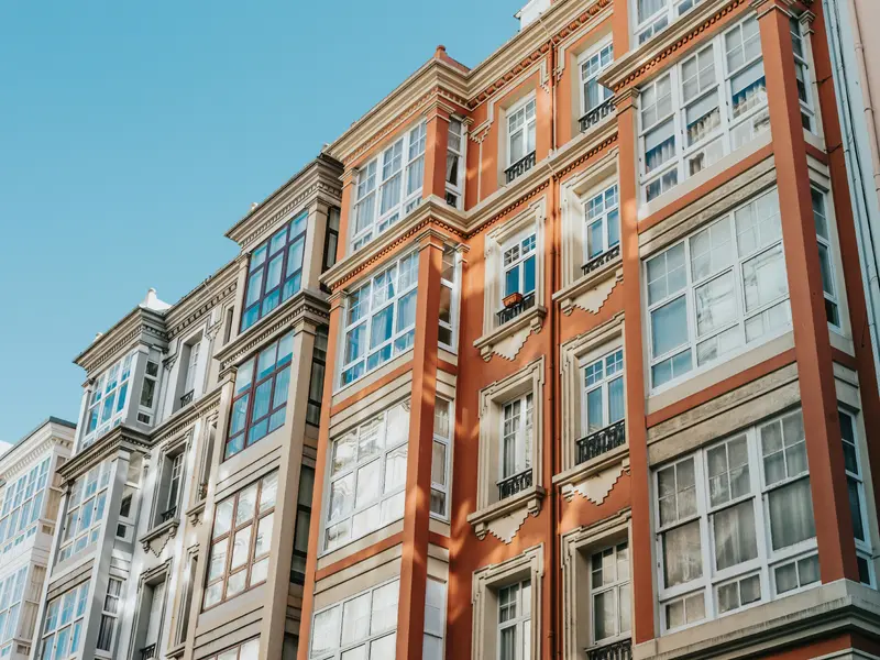 Altbau renovieren: Von der Planung bis zur Abnahme